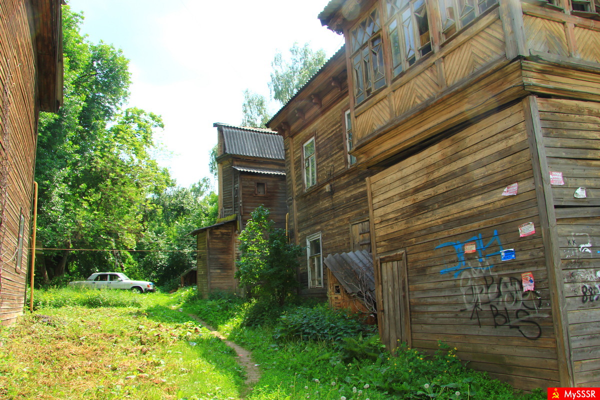 Городские дворики