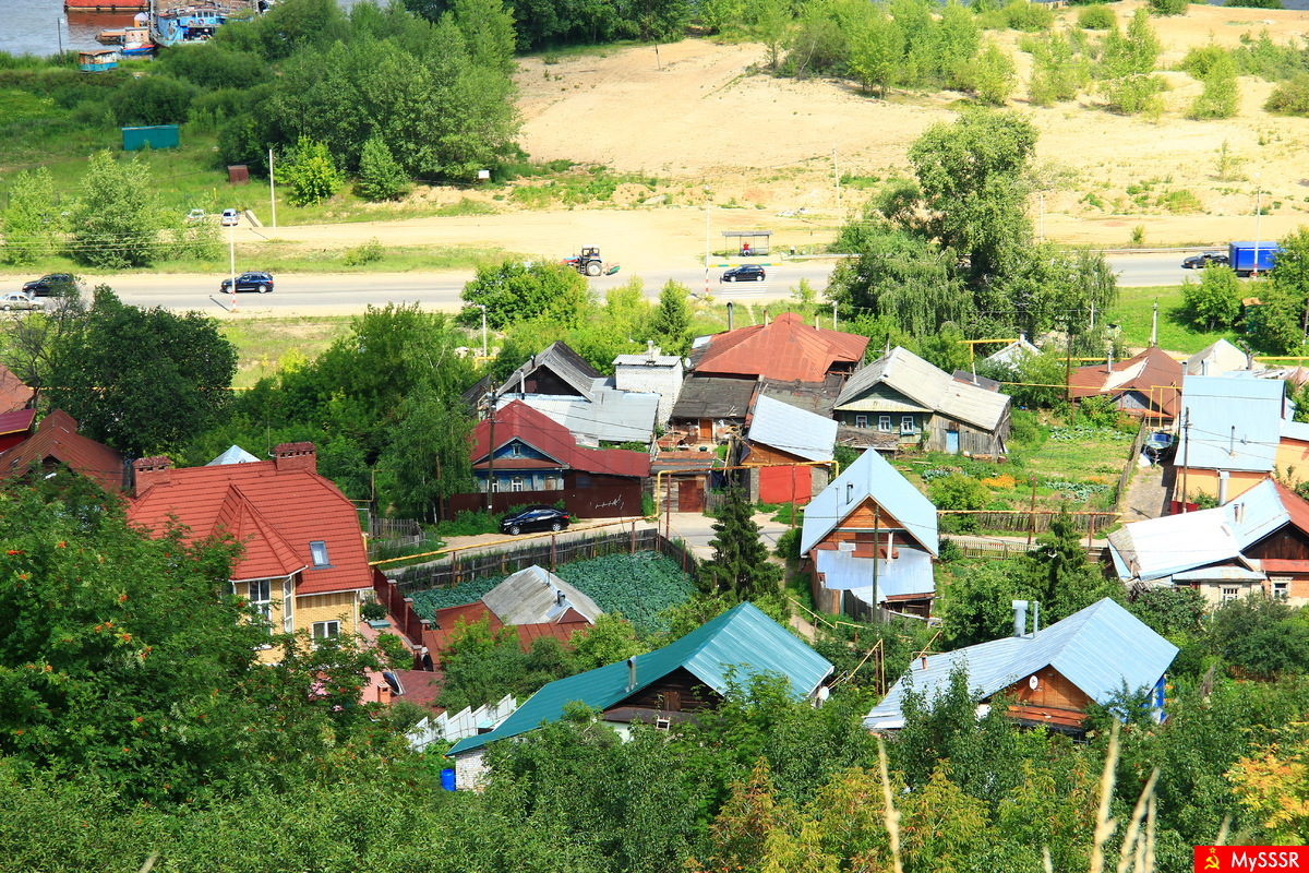 Деревенька на берегу Волги
