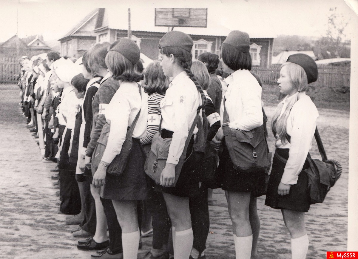 1977  .