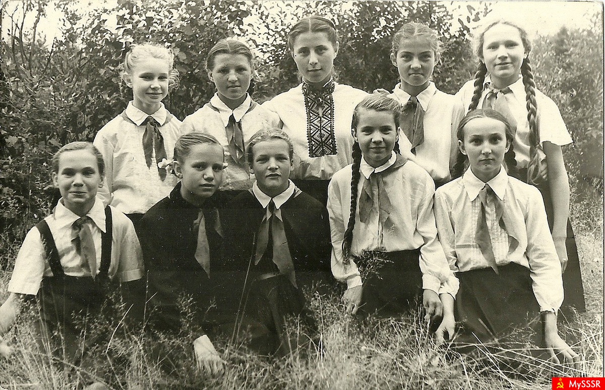 1956 .  . - 