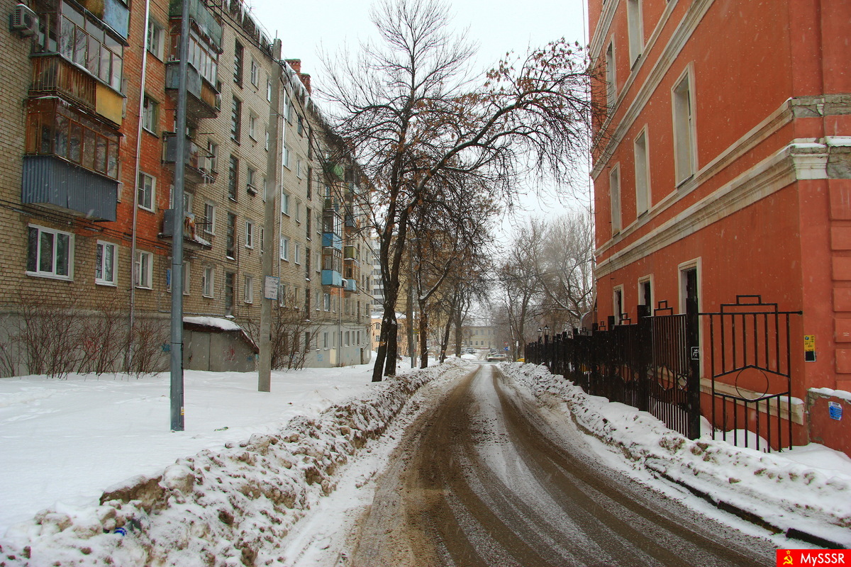 Улица Еревенская