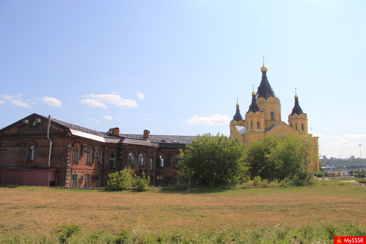 На Стрелке