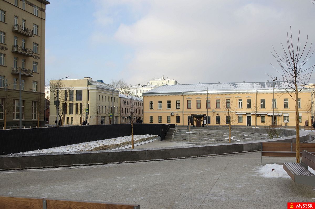 Хохловская площадь