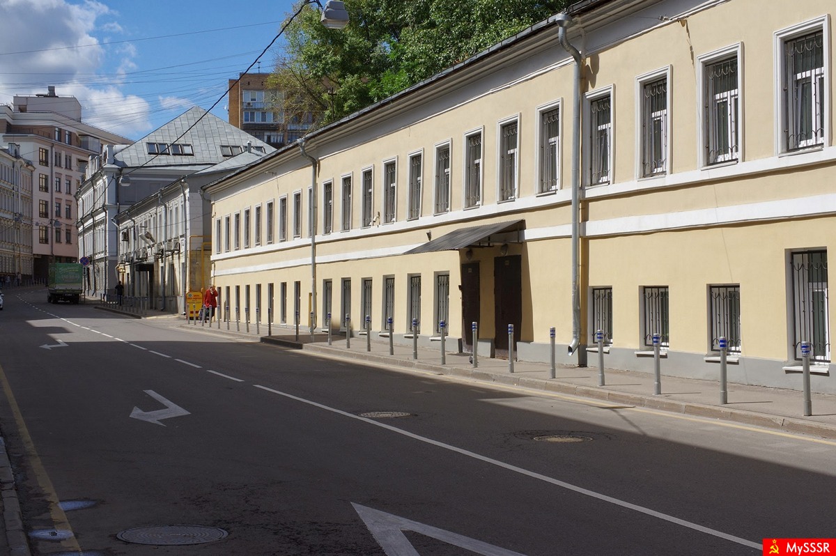 1-й Колобовский переулок