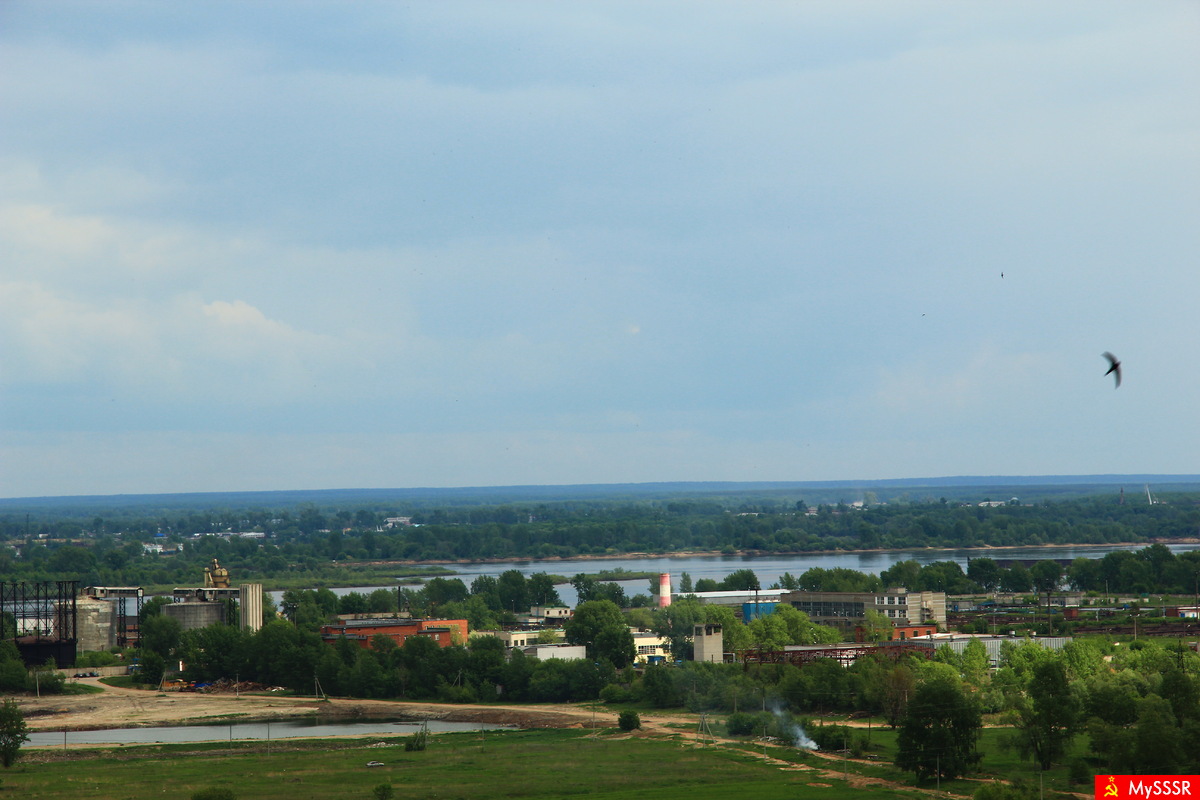 На берегу Волги