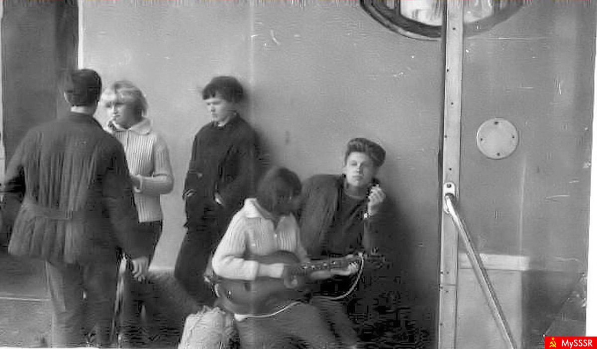   , 1964 .