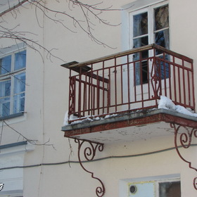 СТАРИННЫЙ БАЛКОНЧИК