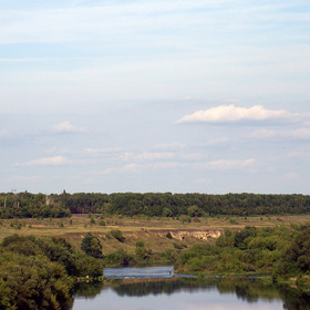 Рыбак на стремнине