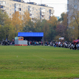 Город