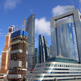 Москва сити из окна авто