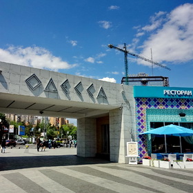 Вход в Одессу...   Больше фото Аркадии в комментариях!