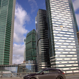 Москва сити из окна авто