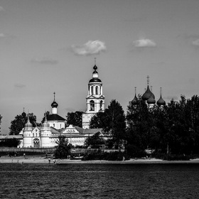 Свято-Введенский Толгский женский монастырь