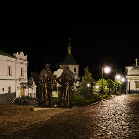 Ночью в Лавре