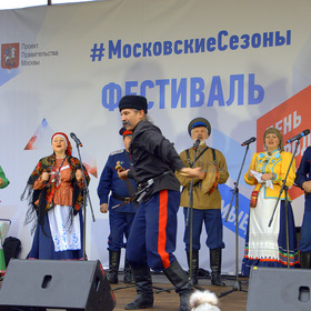 Народный ансамбль казацкой песни "Крутояр"