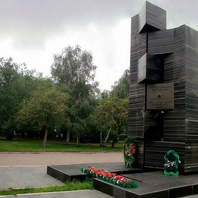 Иркутск. Памятники