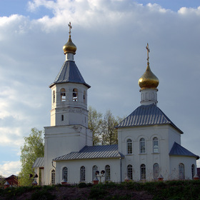 Храм в Тишково