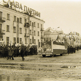 7  ноября   1969 год.   г. Тольятти  пл.  Свободы