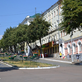 Город