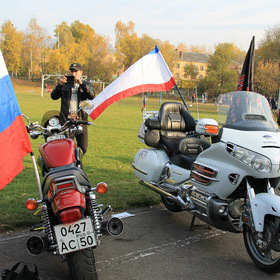 Город