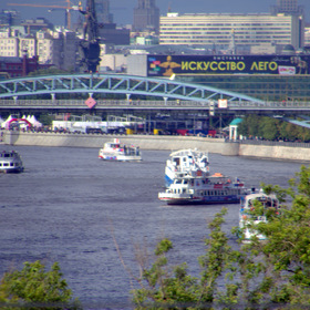 Пробка на Москва реке