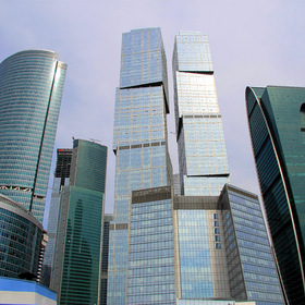 Город